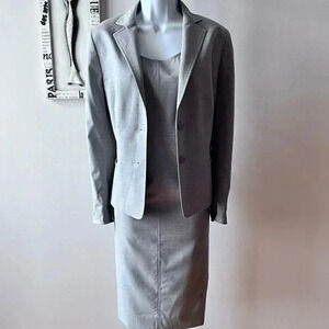 AKRIS Punto Women’s Gray Wool Two Piece Dress Blazer Lightweight Suit Size 10/12